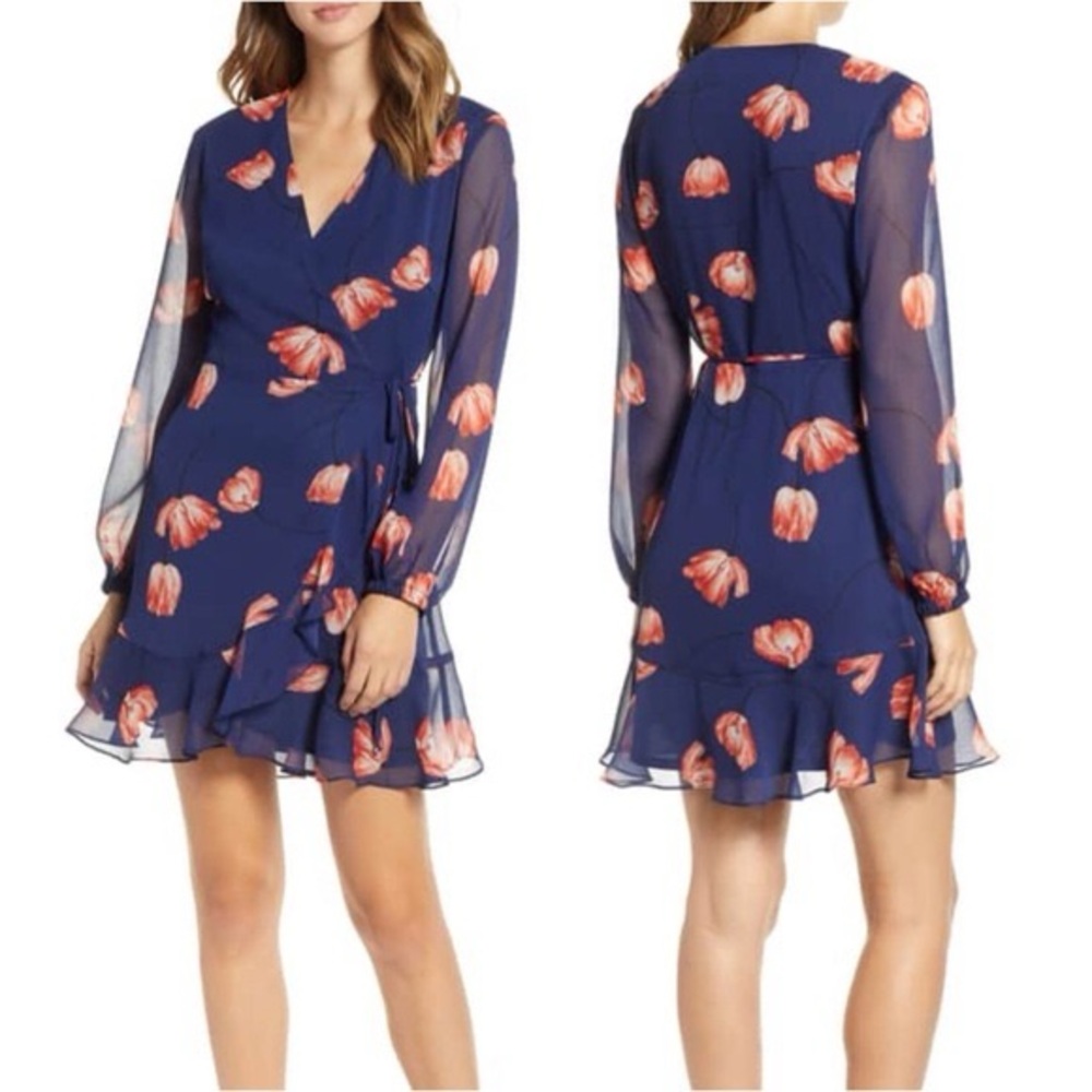 ❣️All In Favor Brittany Floral Wrap Mini Dress in Navy Size Small
